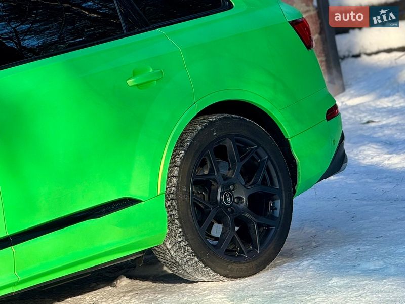 Позашляховик / Кросовер Audi SQ7 2023 в Києві
