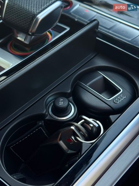 Позашляховик / Кросовер Audi SQ7 2023 в Києві