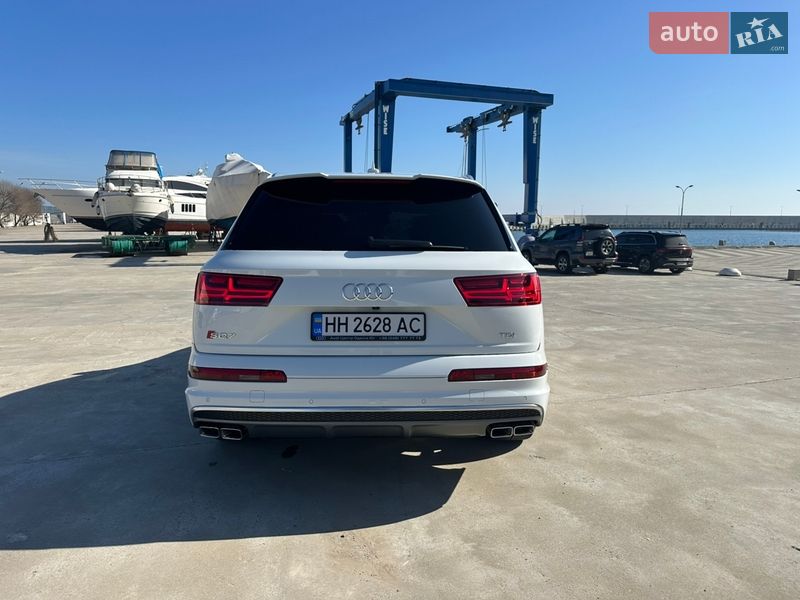 Внедорожник / Кроссовер Audi SQ7 2018 в Одессе