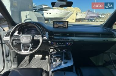 Внедорожник / Кроссовер Audi SQ7 2018 в Одессе