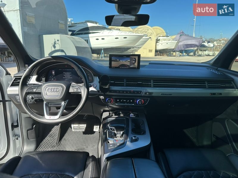 Внедорожник / Кроссовер Audi SQ7 2018 в Одессе