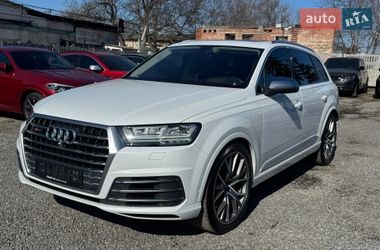 Внедорожник / Кроссовер Audi SQ7 2017 в Тернополе
