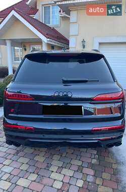 Внедорожник / Кроссовер Audi SQ7 2020 в Киеве