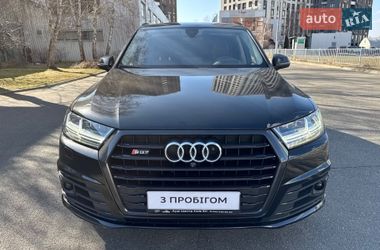 Внедорожник / Кроссовер Audi SQ7 2017 в Киеве