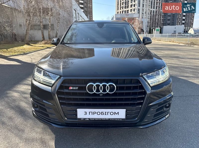 Позашляховик / Кросовер Audi SQ7 2017 в Києві