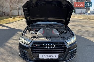 Внедорожник / Кроссовер Audi SQ7 2017 в Киеве
