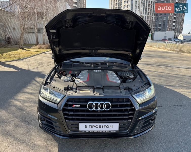 Позашляховик / Кросовер Audi SQ7 2017 в Києві