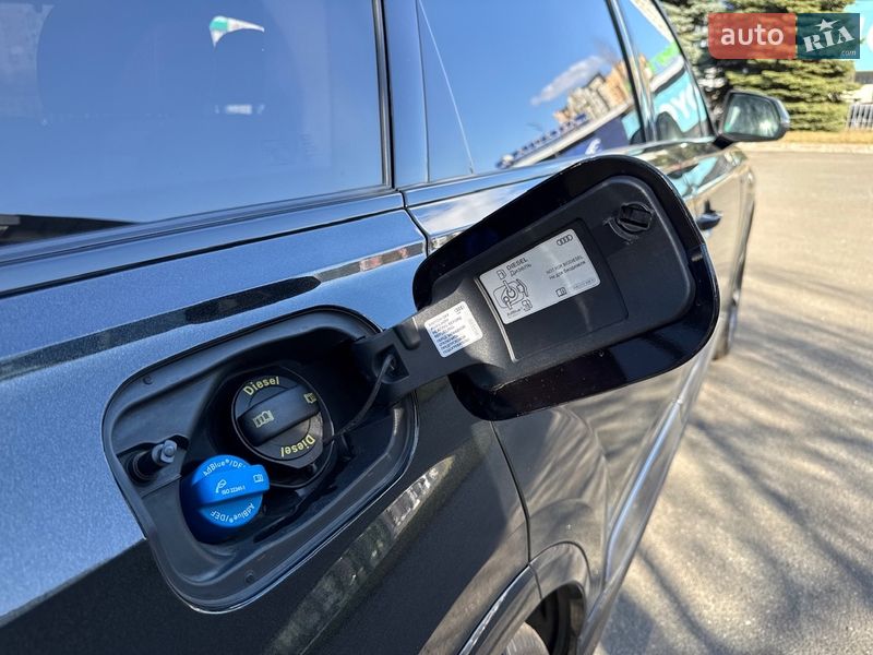 Позашляховик / Кросовер Audi SQ7 2017 в Києві
