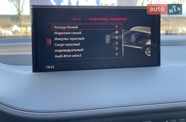 Внедорожник / Кроссовер Audi SQ7 2017 в Киеве