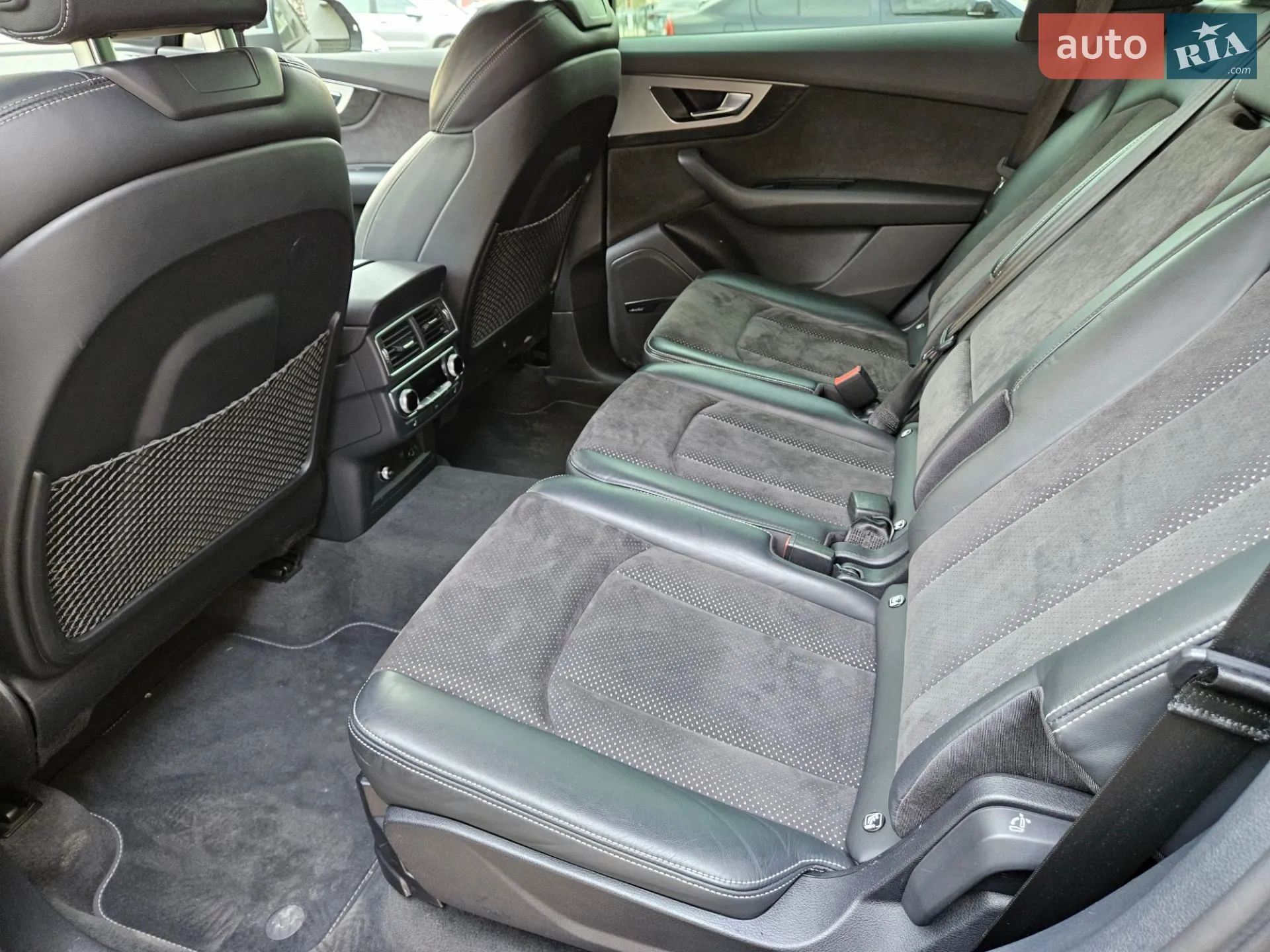 2018 Audi SQ7 - мініатюра 32