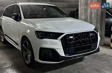 Позашляховик / Кросовер Audi SQ7 2021 в Києві