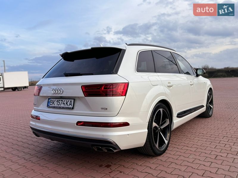 Внедорожник / Кроссовер Audi SQ7 2017 в Ровно фото 13 Внедорожник / Кроссовер Audi SQ7 2017 в Ровно