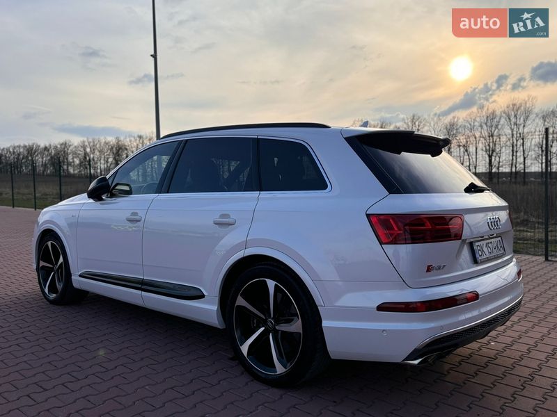 Внедорожник / Кроссовер Audi SQ7 2017 в Ровно фото 47 Внедорожник / Кроссовер Audi SQ7 2017 в Ровно