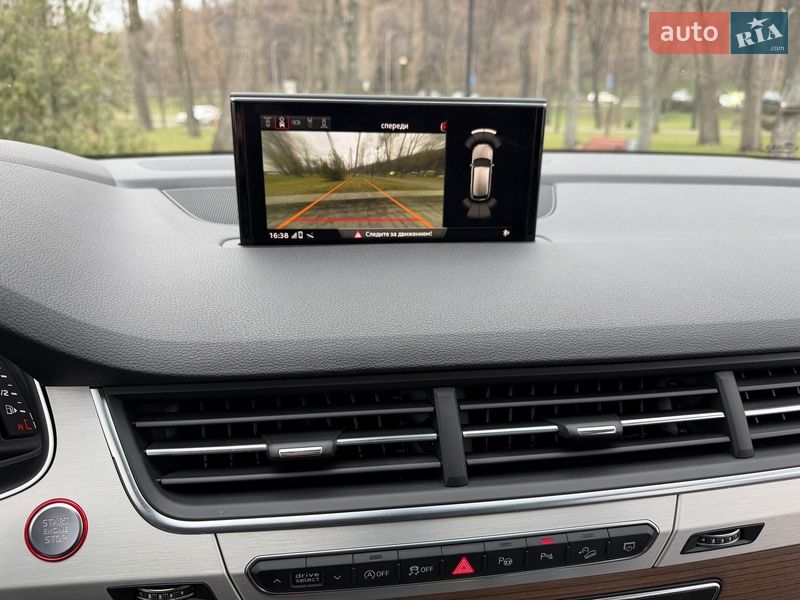 Внедорожник / Кроссовер Audi SQ7 2018 в Киеве