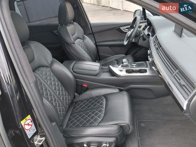 Позашляховик / Кросовер Audi SQ7 2017 в Вінниці фото 33 Позашляховик / Кросовер Audi SQ7 2017 в Вінниці