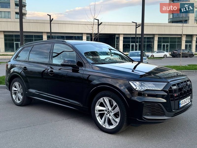 Позашляховик / Кросовер Audi SQ7 2021 в Дніпрі фото 5 Позашляховик / Кросовер Audi SQ7 2021 в Дніпрі