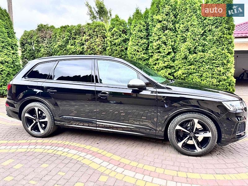 Внедорожник / Кроссовер Audi SQ7 2021 в Баре