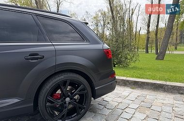 Внедорожник / Кроссовер Audi SQ7 2018 в Киеве