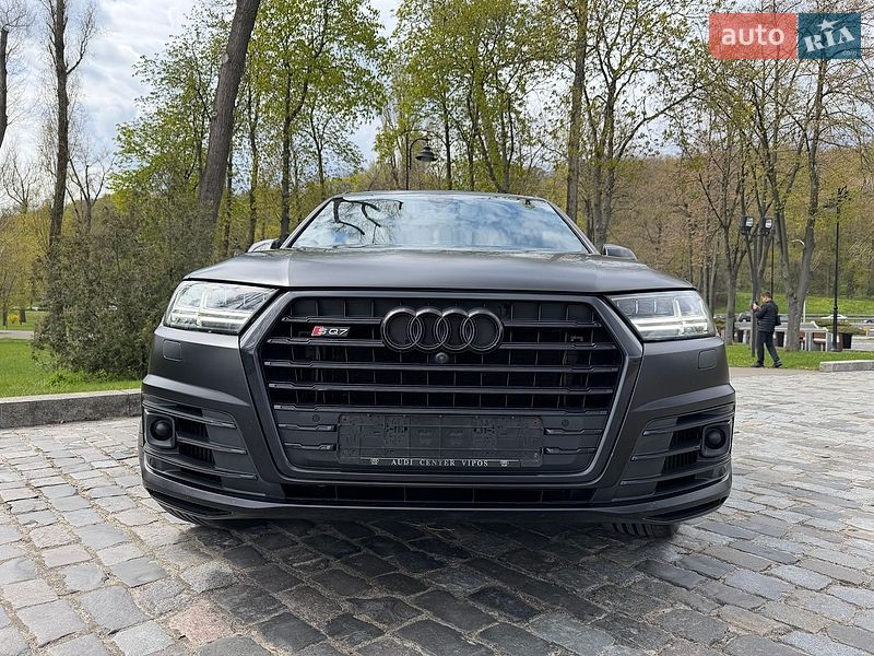Внедорожник / Кроссовер Audi SQ7 2018 в Киеве