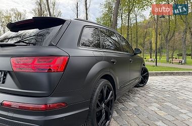 Внедорожник / Кроссовер Audi SQ7 2018 в Киеве