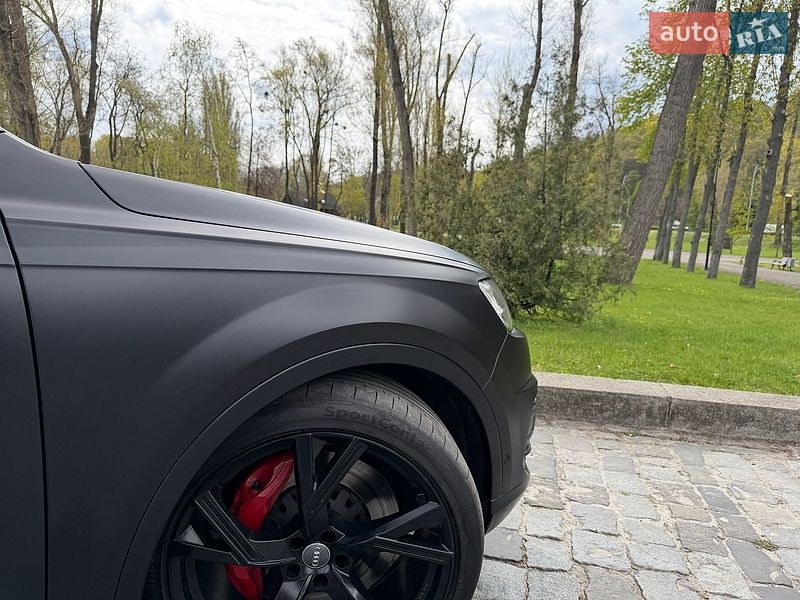Внедорожник / Кроссовер Audi SQ7 2018 в Киеве