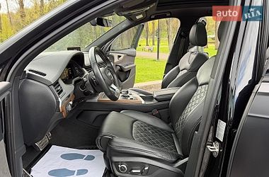 Внедорожник / Кроссовер Audi SQ7 2018 в Киеве