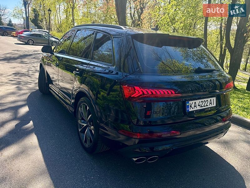 Внедорожник / Кроссовер Audi SQ7 2023 в Киеве