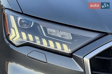 Позашляховик / Кросовер Audi SQ7 2020 в Луцьку