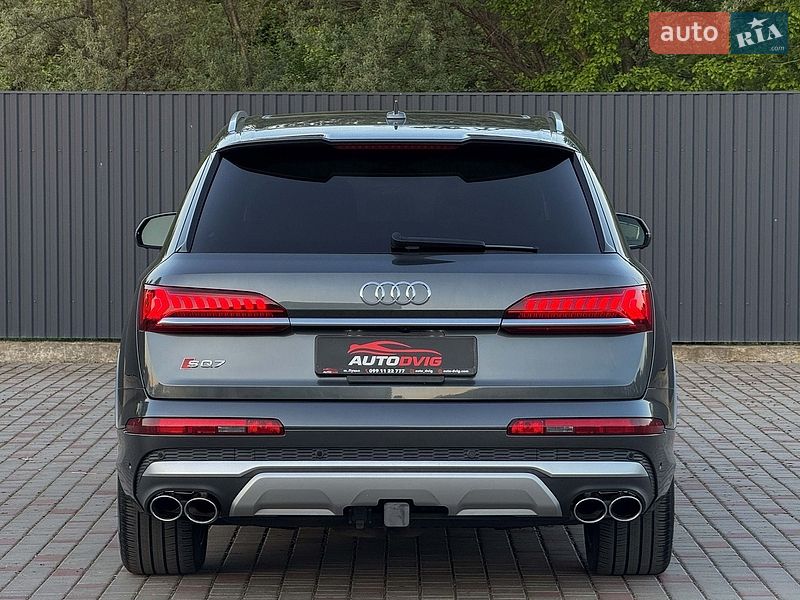 Позашляховик / Кросовер Audi SQ7 2020 в Луцьку