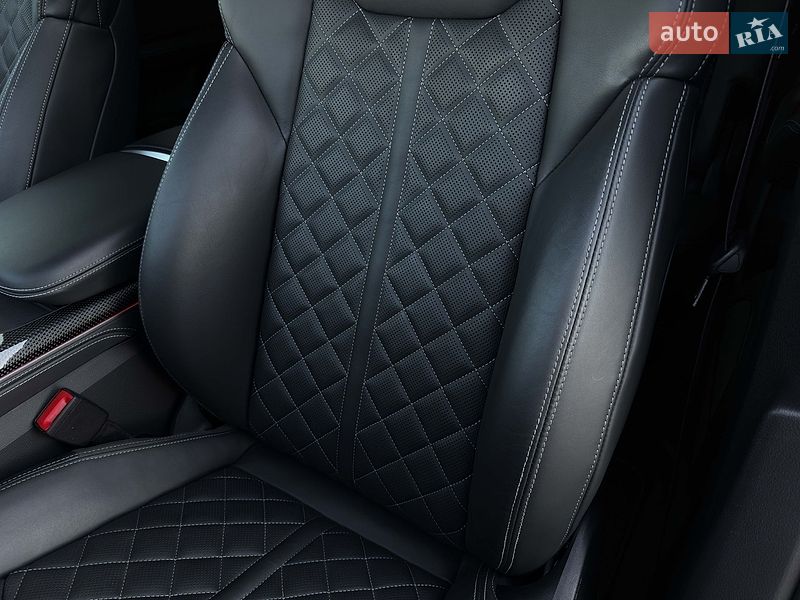 Позашляховик / Кросовер Audi SQ7 2020 в Луцьку