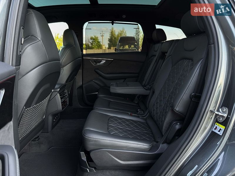Позашляховик / Кросовер Audi SQ7 2020 в Луцьку