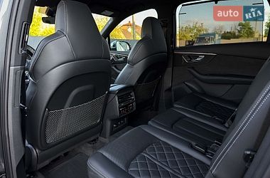 Позашляховик / Кросовер Audi SQ7 2020 в Луцьку