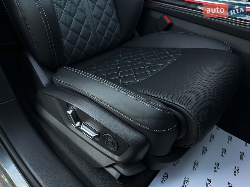 Позашляховик / Кросовер Audi SQ7 2020 в Луцьку