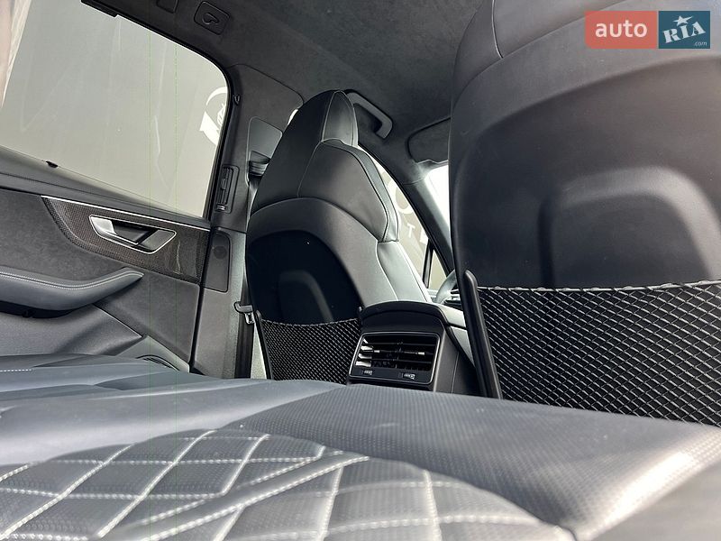 Позашляховик / Кросовер Audi SQ7 2023 в Львові