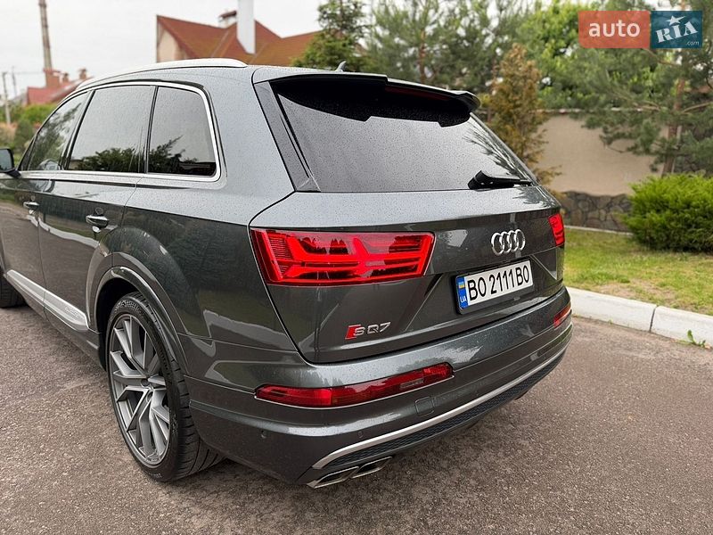 Внедорожник / Кроссовер Audi SQ7 2018 в Ровно