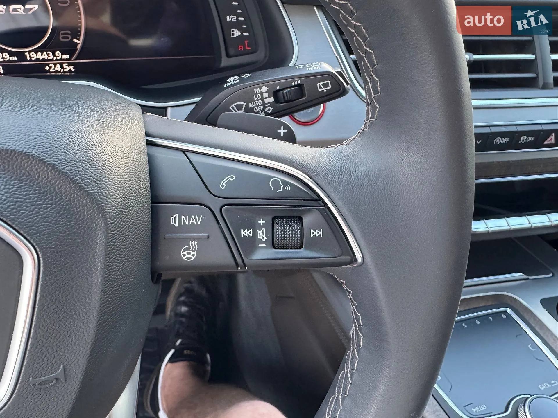 2017 Audi SQ7 - мініатюра 121