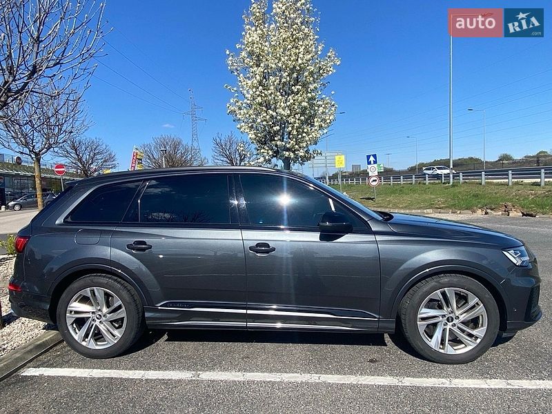 Внедорожник / Кроссовер Audi SQ7 2021 в Харькове фото 17 Внедорожник / Кроссовер Audi SQ7 2021 в Харькове