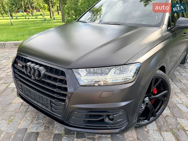 Внедорожник / Кроссовер Audi SQ7 2018 в Киеве