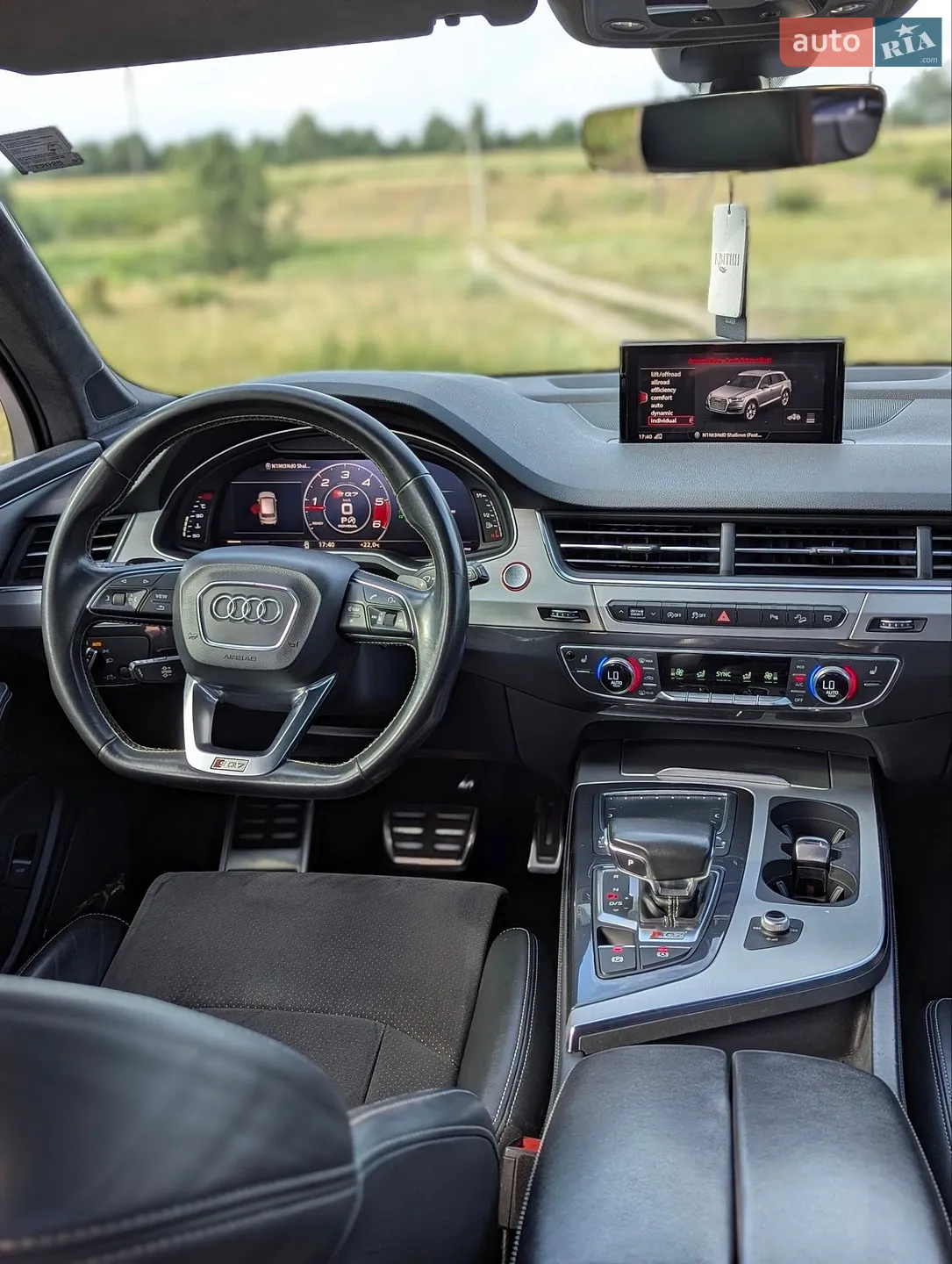 2017 Audi SQ7 - мініатюра 24
