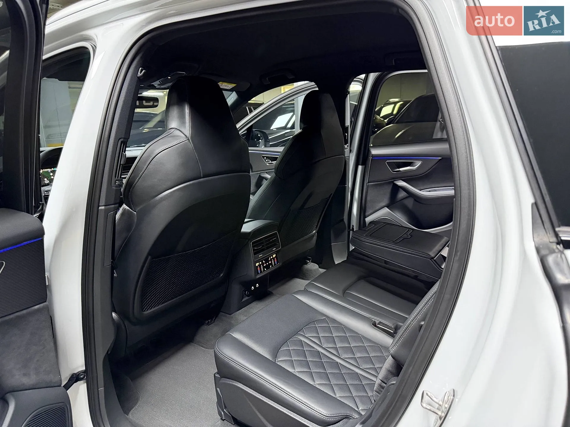 2024 Audi SQ7 - мініатюра 62