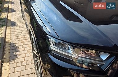 Позашляховик / Кросовер Audi SQ7 2018 в Нововолинську
