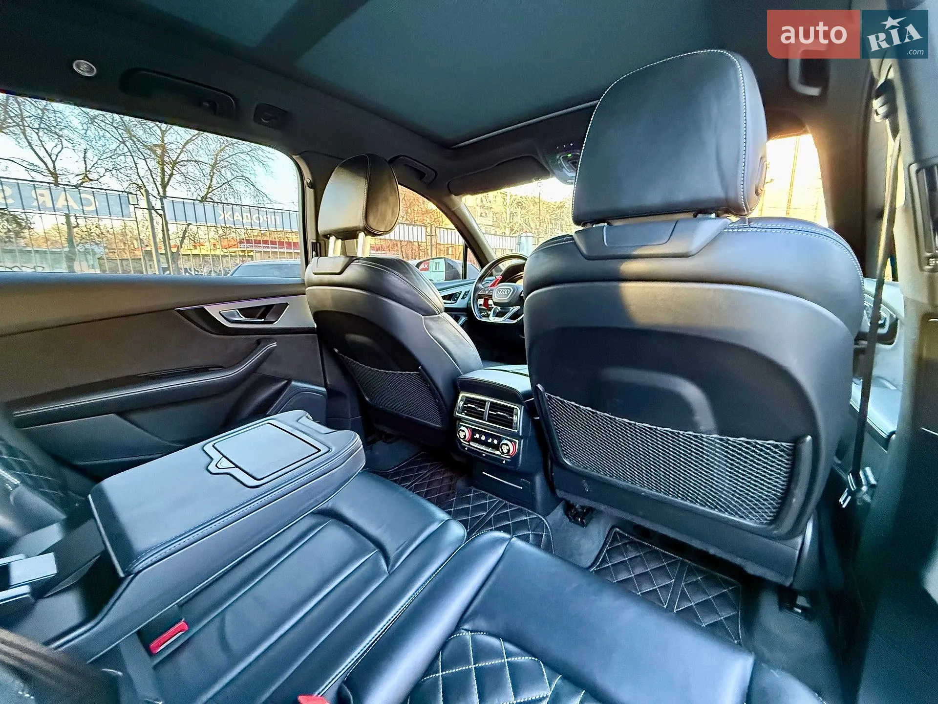 2017 Audi SQ7 - мініатюра 21
