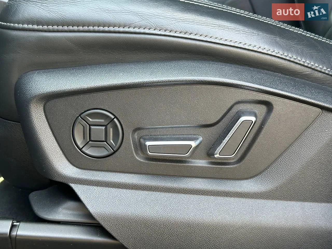 2020 Audi SQ7 - мініатюра 19
