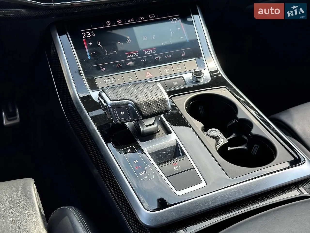 2020 Audi SQ7 - мініатюра 18