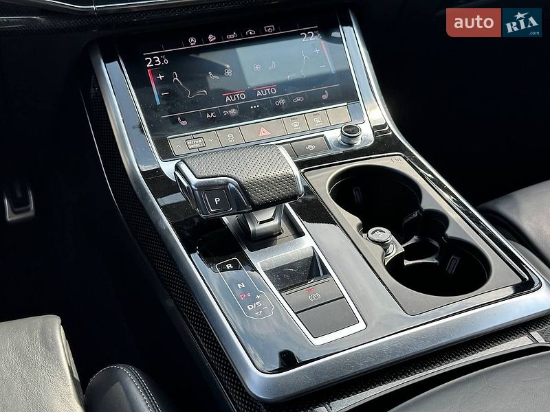 Внедорожник / Кроссовер Audi SQ7 2020 в Луцке