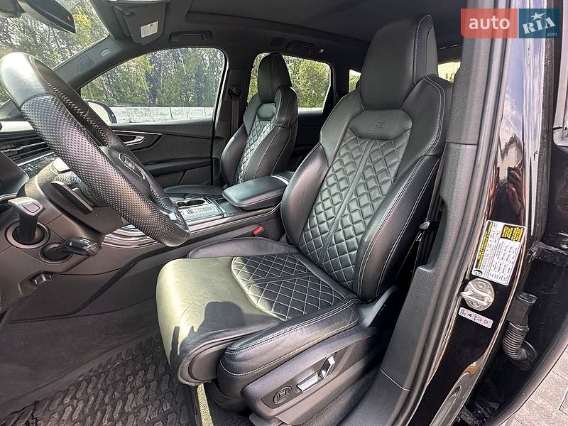 Внедорожник / Кроссовер Audi SQ7 2020 в Луцке