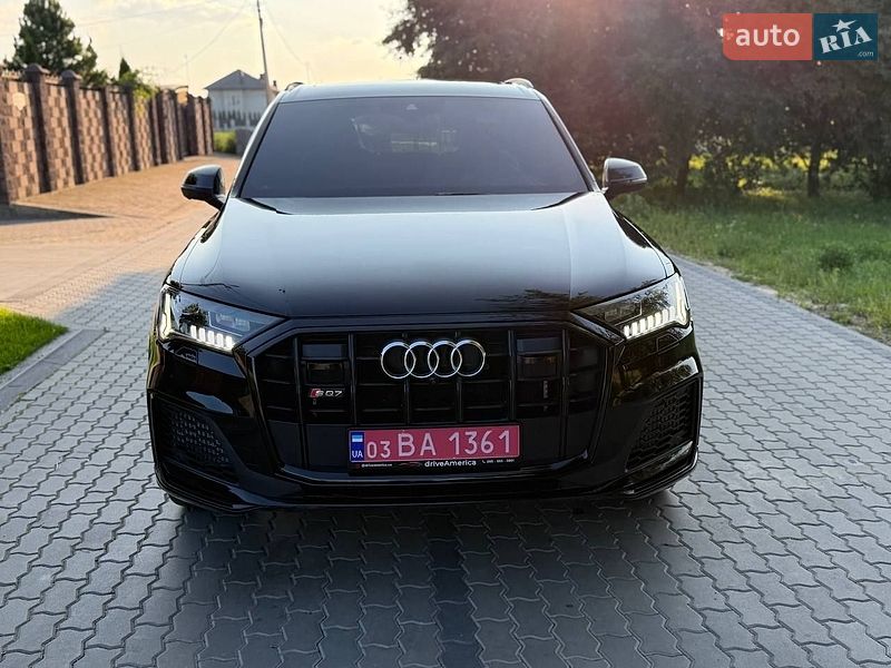 Внедорожник / Кроссовер Audi SQ7 2020 в Луцке