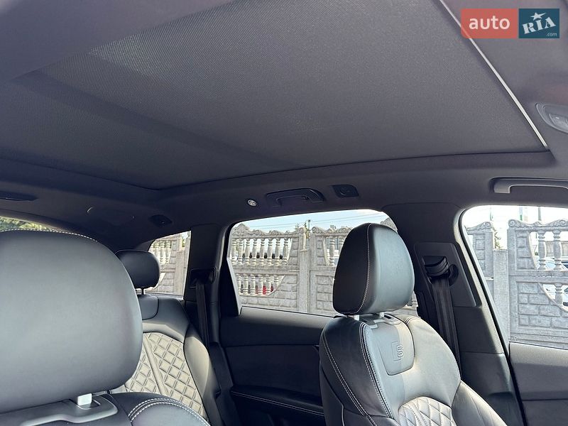Внедорожник / Кроссовер Audi SQ7 2017 в Тернополе
