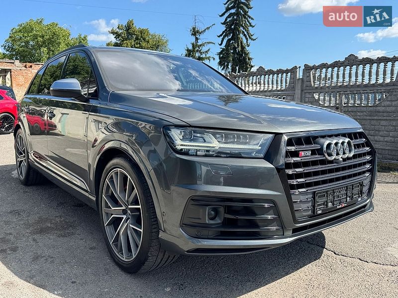 Внедорожник / Кроссовер Audi SQ7 2017 в Тернополе