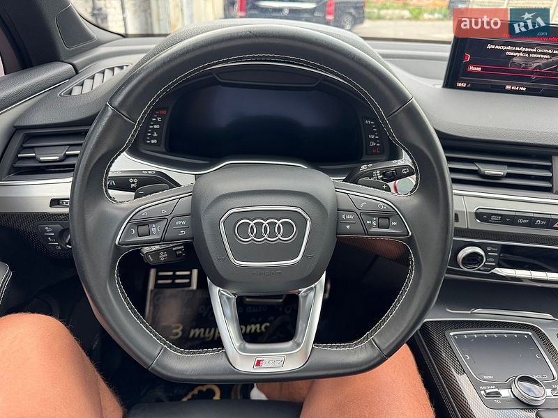 Внедорожник / Кроссовер Audi SQ7 2017 в Тернополе